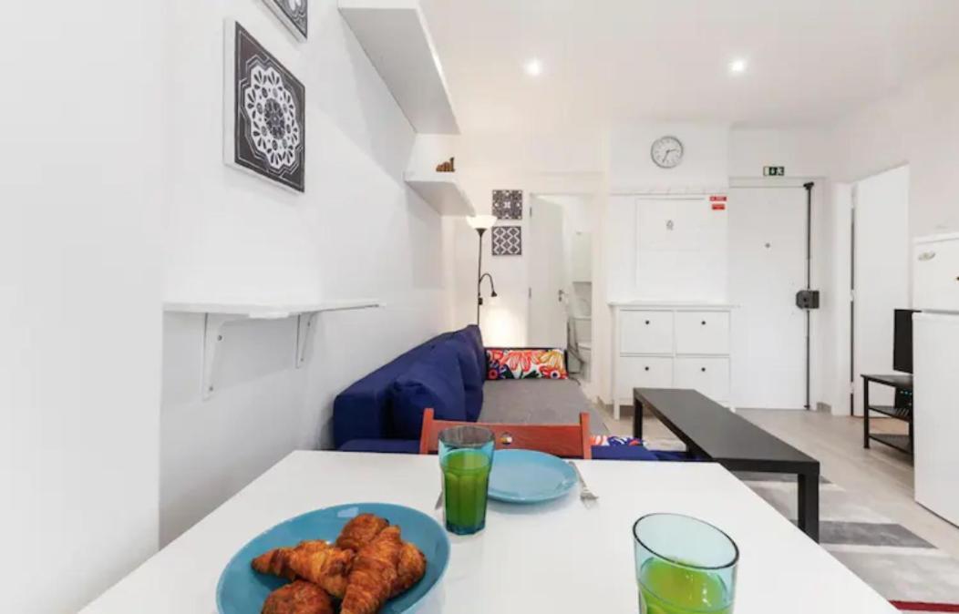 Beautiful 1 Bedroom Apartment Near Benfica Lisboa Eksteriør billede